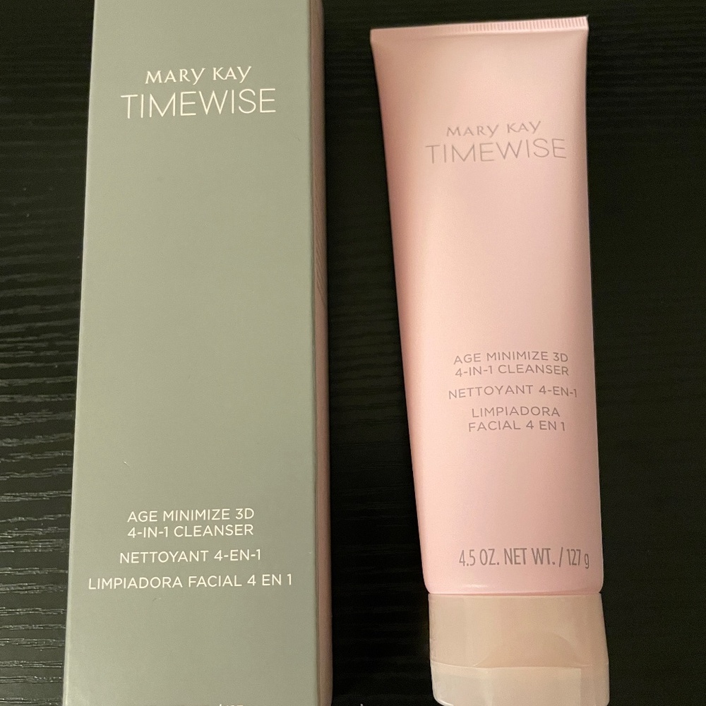 TimeWise® Age Minimize 3D® 4-in-1 Cleanser Exp 2024